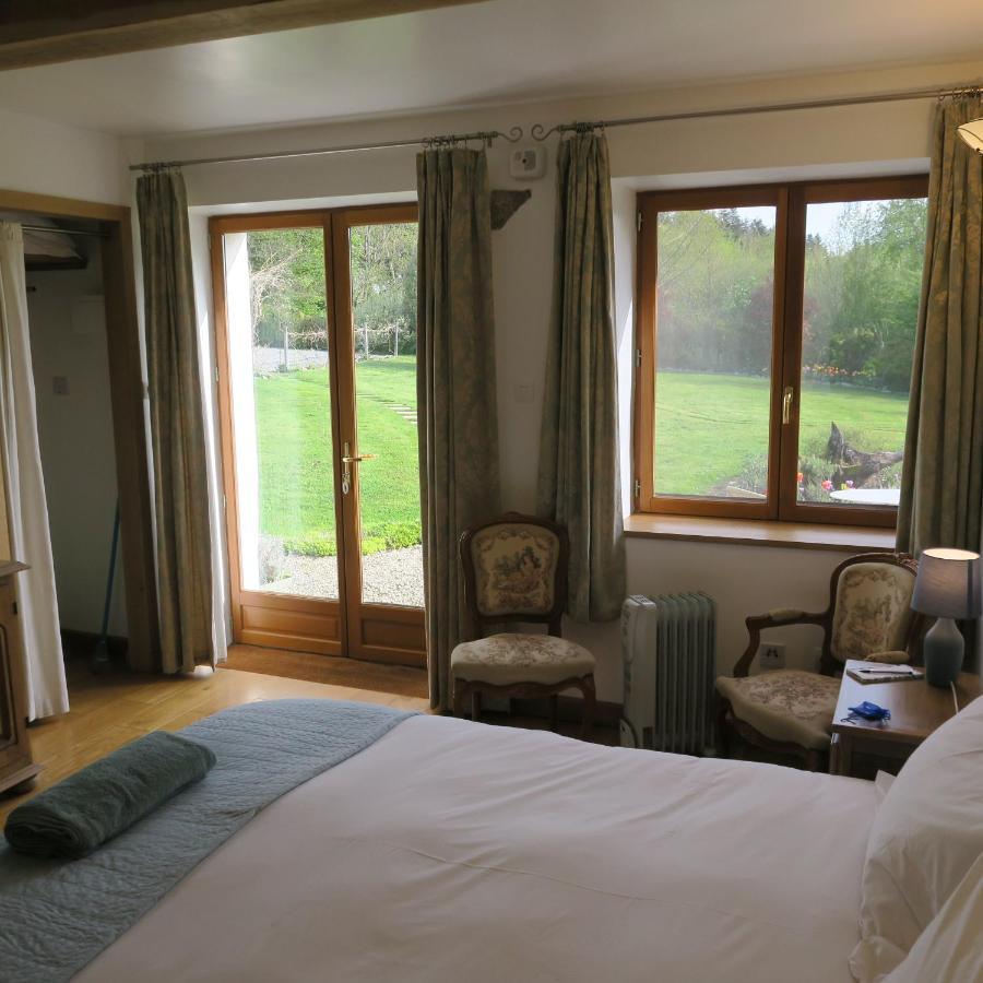 Serenite Verte A La Tuilerie Accommodation La Bazeuge Bagian luar foto